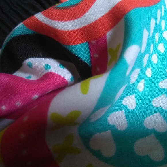 Fun Board Shorts - Picture 5 of 7